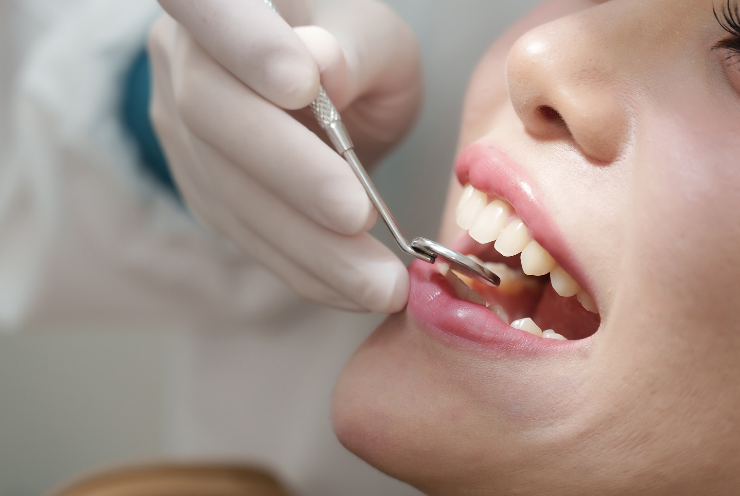 Dr. Laster provides comfortable, collaborative dental care with clear communication and patient involvement